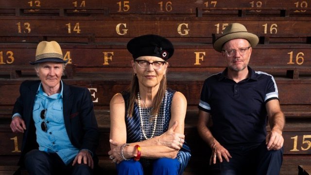 Image of music artist Sally Ford and the Idiomatics